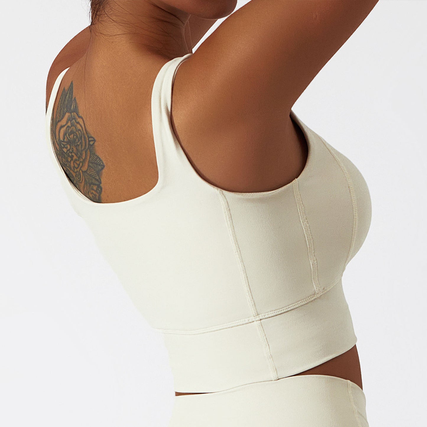 UNDERLINED SHAPING PADDED RUNNING BRA