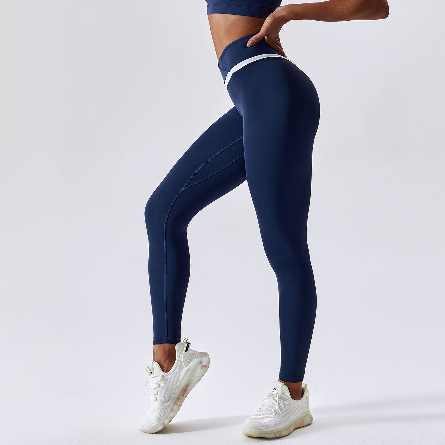 Contrast Binding V Back Leggings