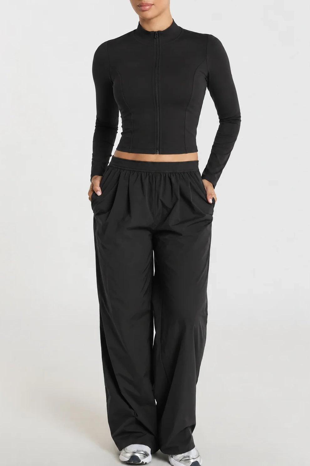 Petite Contour Zip Crop Top in Black