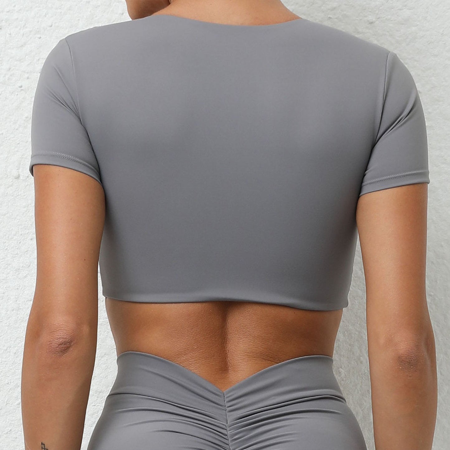 FRONT TWIST NECK SHORTS SLEEVES CROP TOP