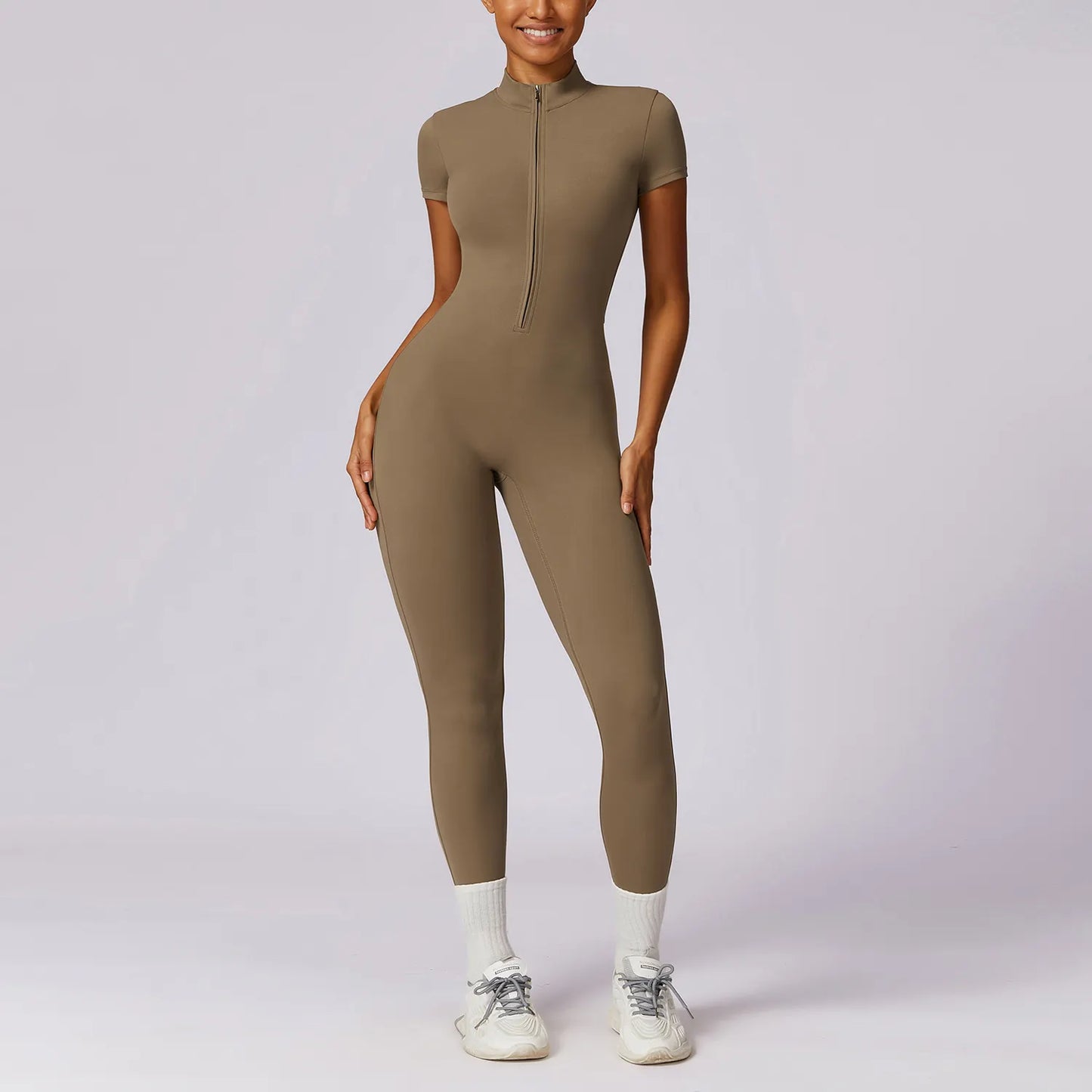 SHORT SLEEVES SEAMLESS JUMPSUIT