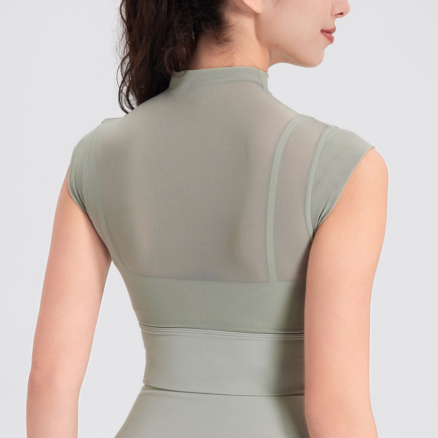 FLYING SLEEVLESS QUICK DRYING PADDED SPORTS TOP
