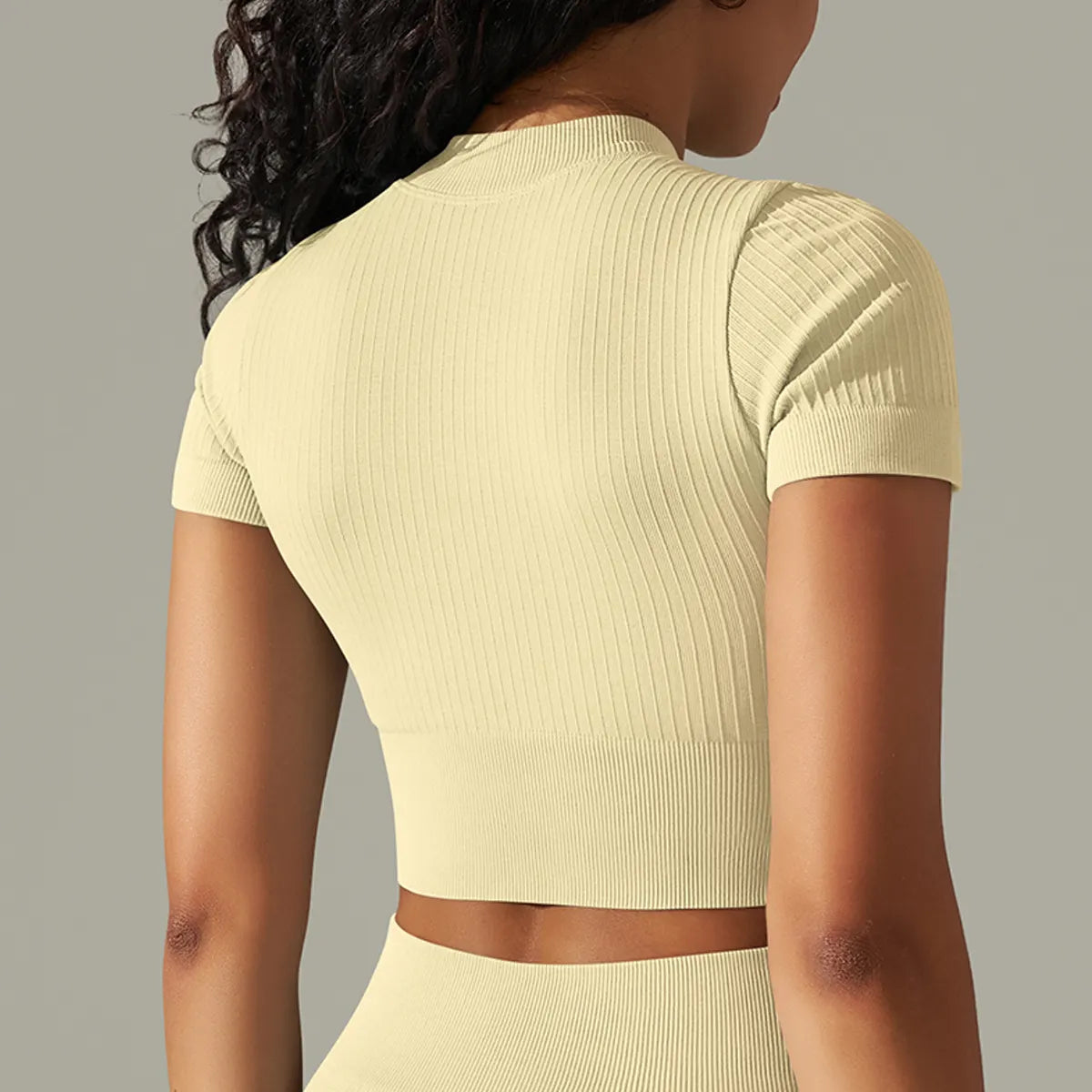 SHORT SLEEVES ZIP UP TOP