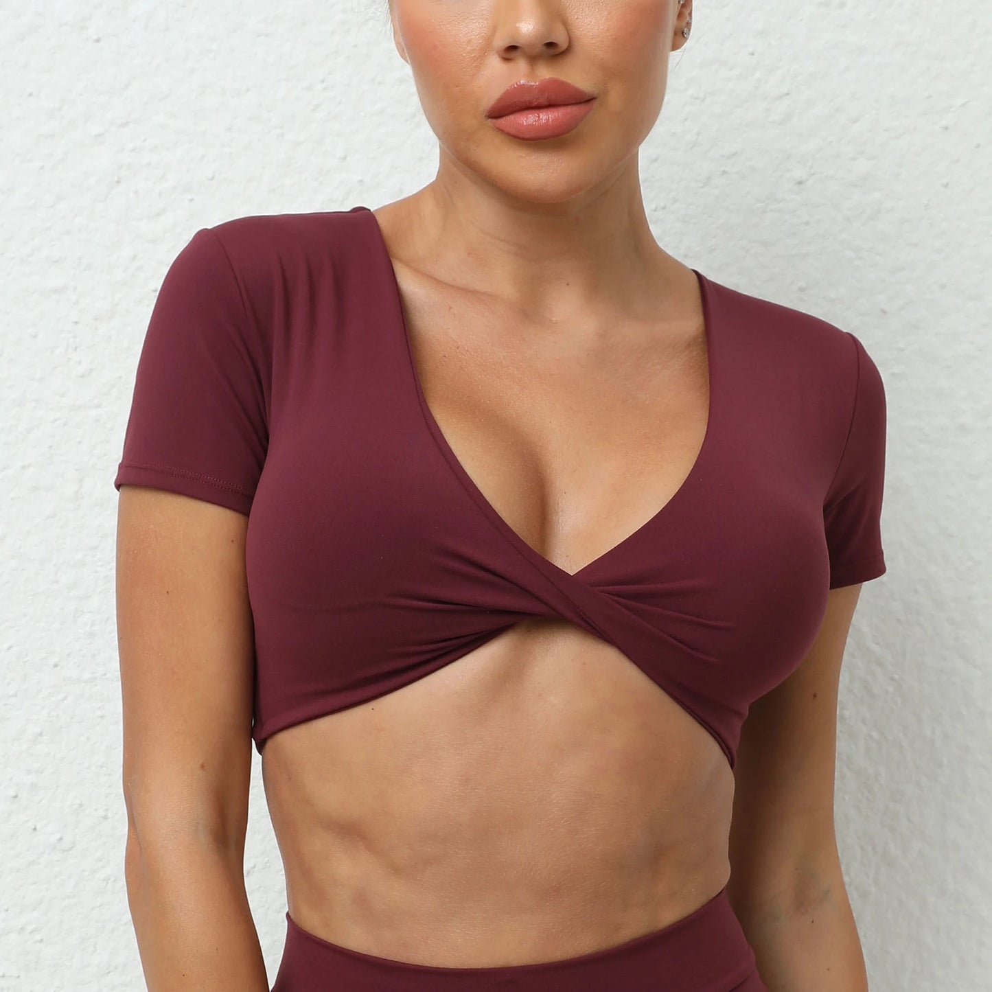 FRONT TWIST NECK SHORTS SLEEVES CROP TOP