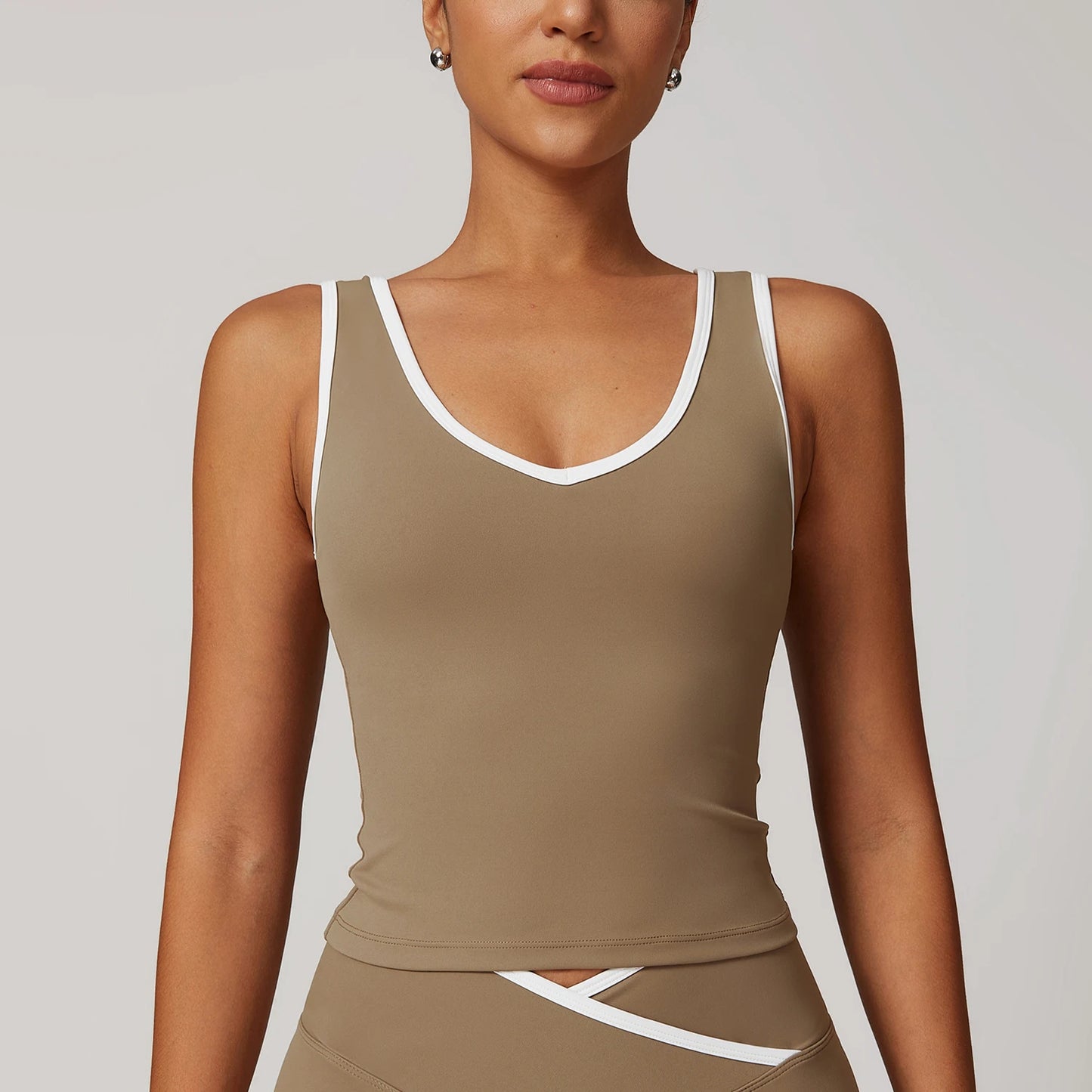 Contrast Binding V Neck Crop Top