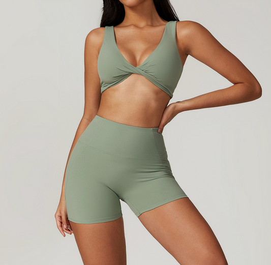 FRONT TWIST NECK CAMI SPORTS BRA
