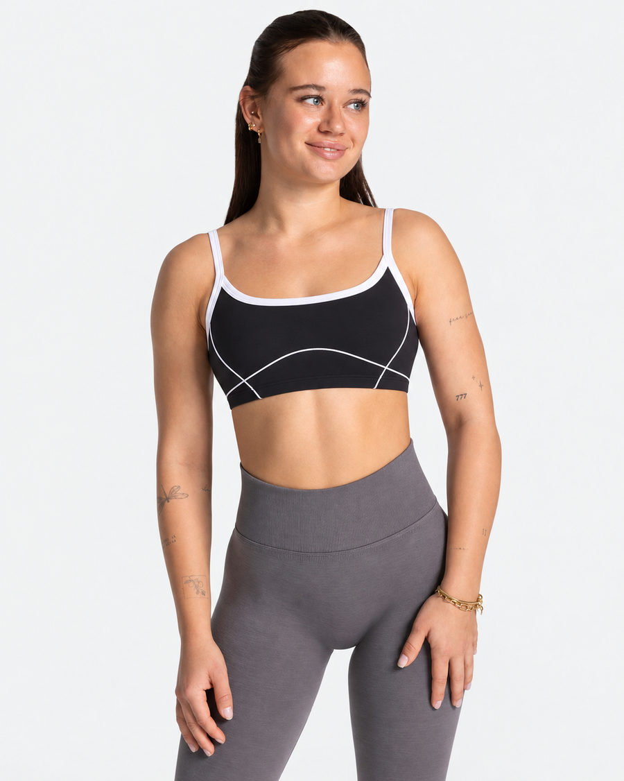 Petite Contrast Trim Crop Top in Black