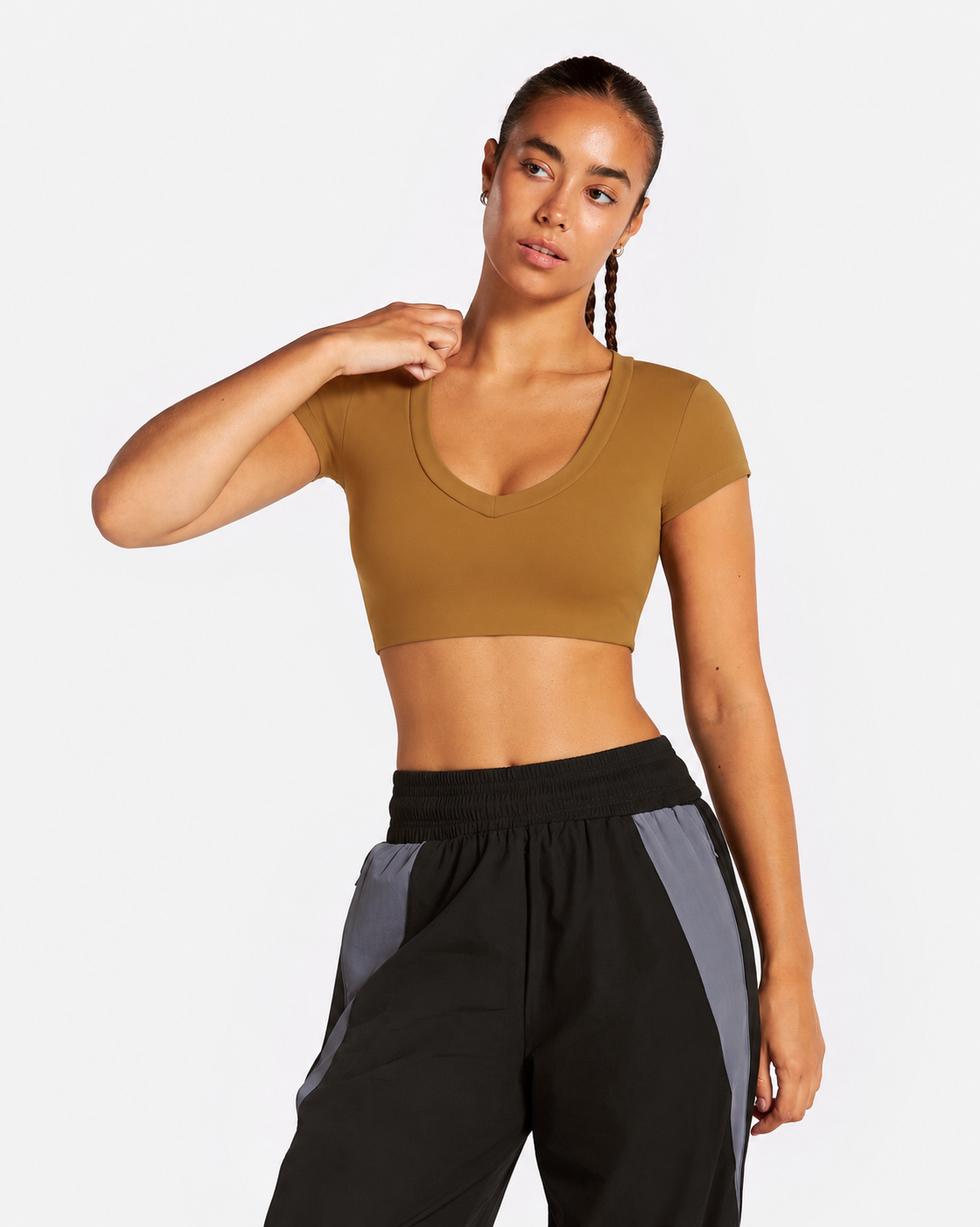 BEXIA Petite Scoop Neck Short Sleeve Crop Top in Brown — front view