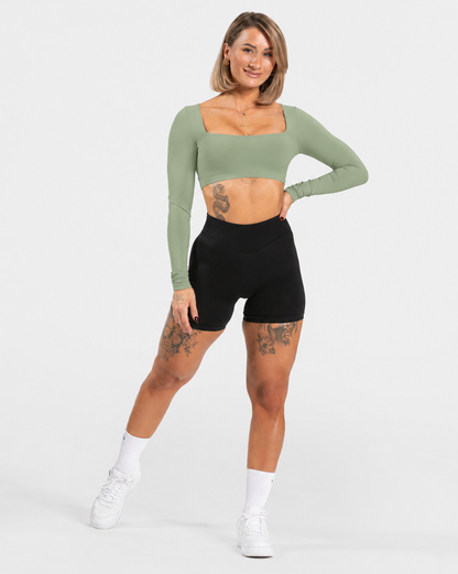 BEXIA Petite Square Neck Long Sleeve Crop Top in Green — full-length front view